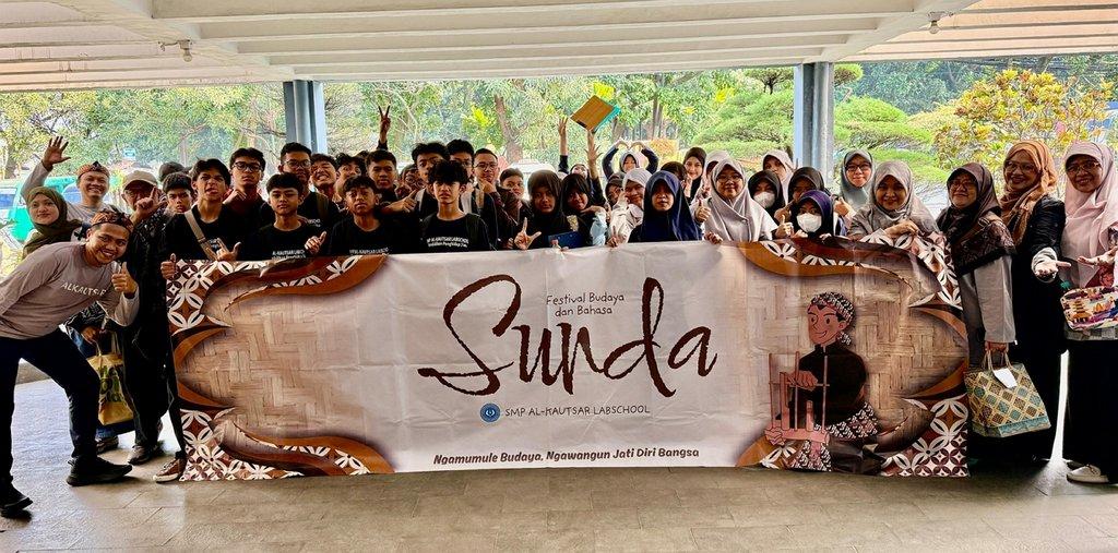 FESTIVAL BUDAYA DAN BAHASA SUNDA - Cover Image
